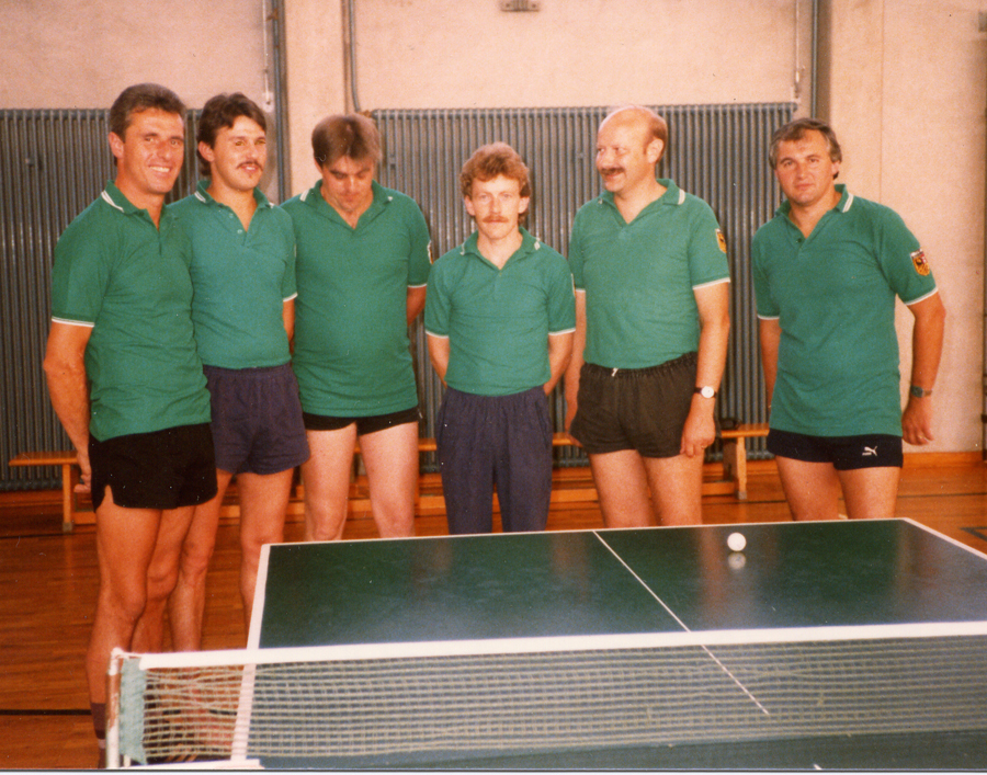 1. Herrenmannschaft 1986 v.l.: Werner Favero, Armin Gundel, Gerhard Saemann, Bernd Hoffmann, Gerhard Payer, Kurt Siegl